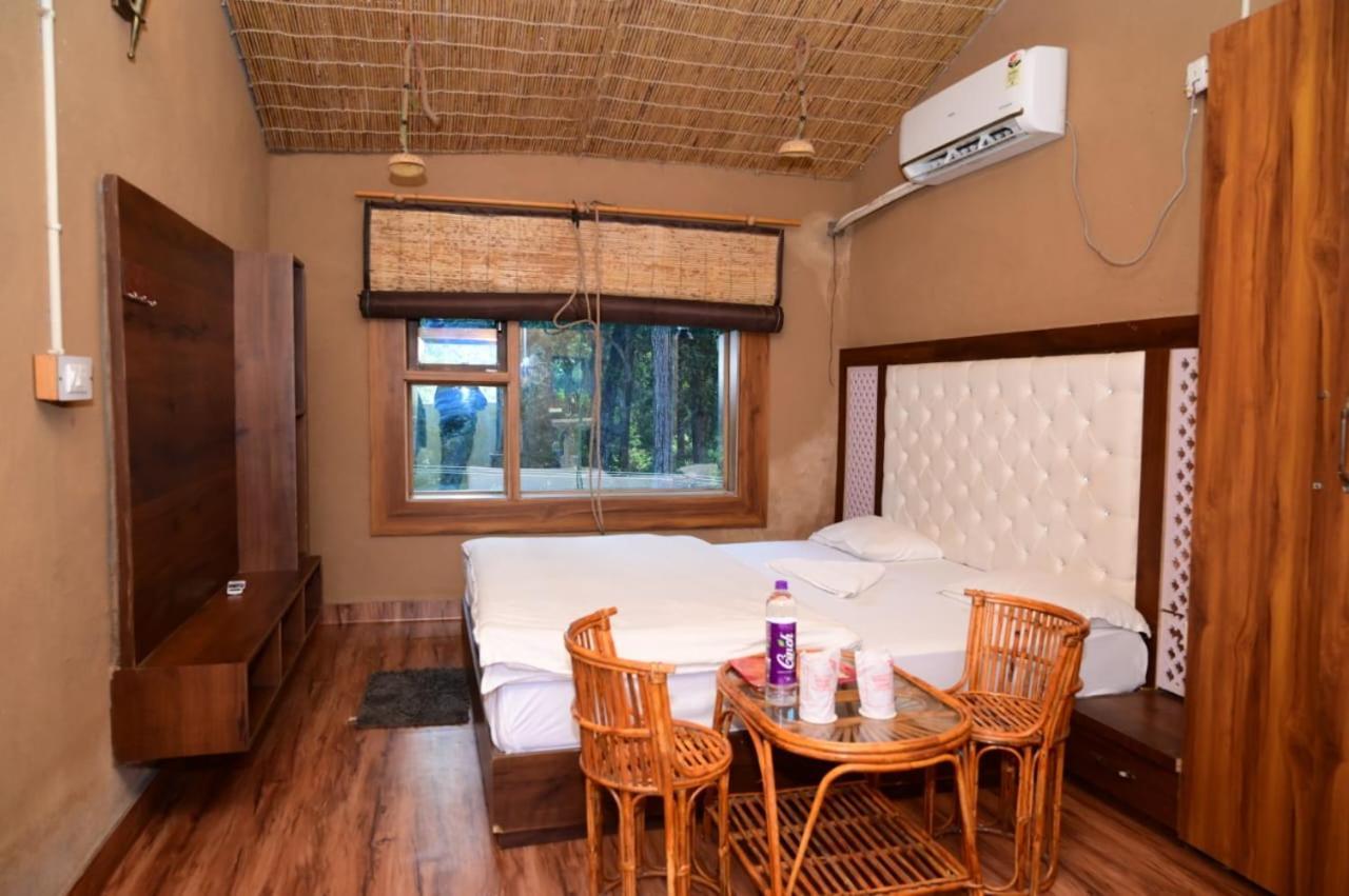 Jungle Resort Haldwāni Exterior foto